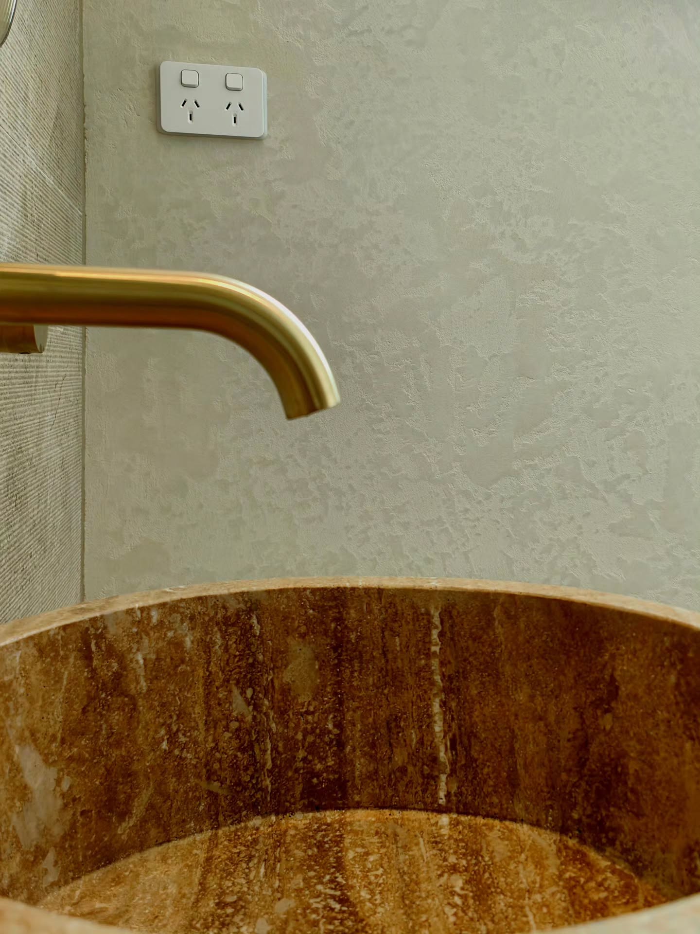 Bathroom Stamped Microcement — Longueville (photo 3 of 7)
