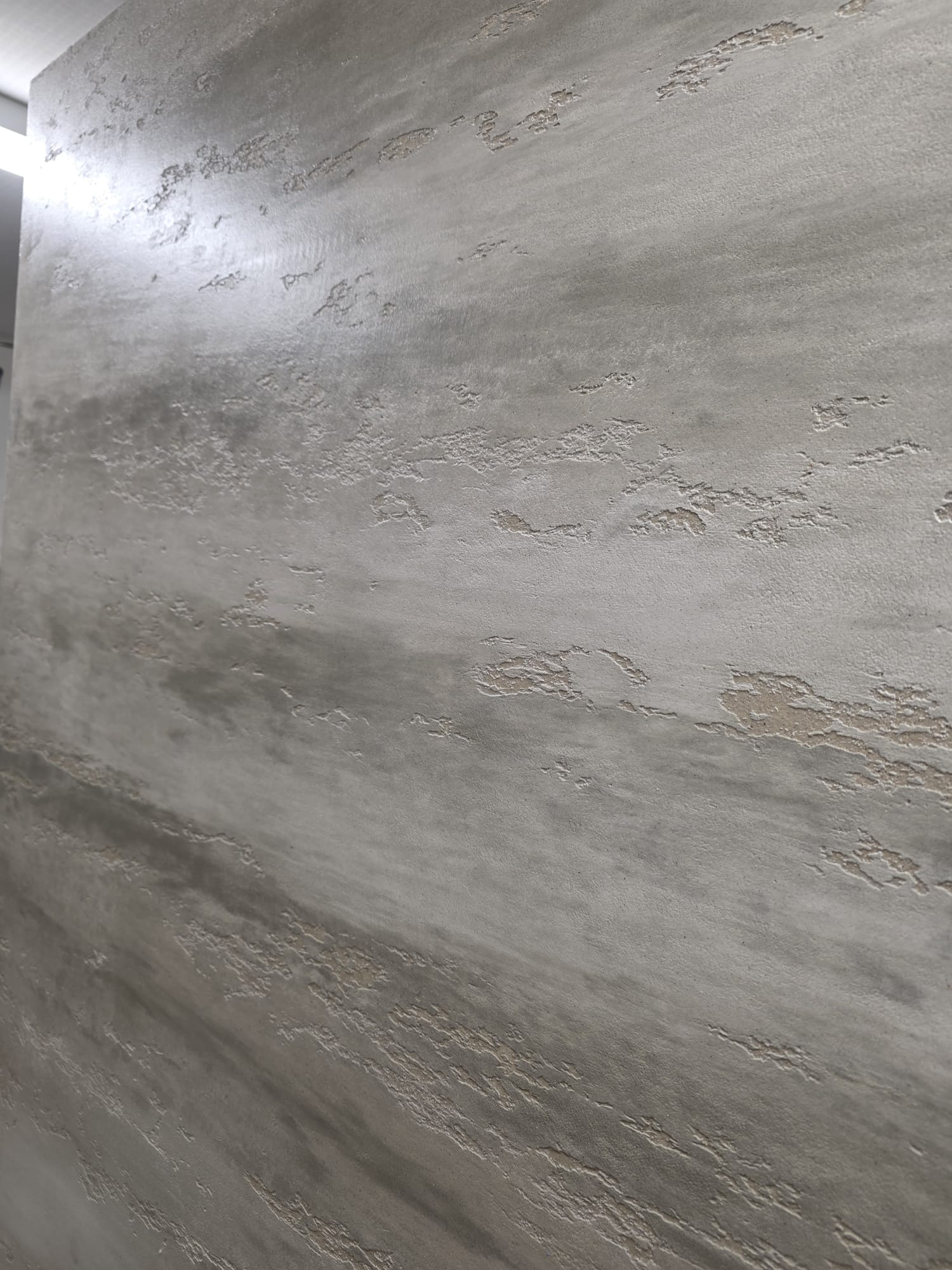 Travertine-Effect Finish — Sydney (photo 2 of 2)