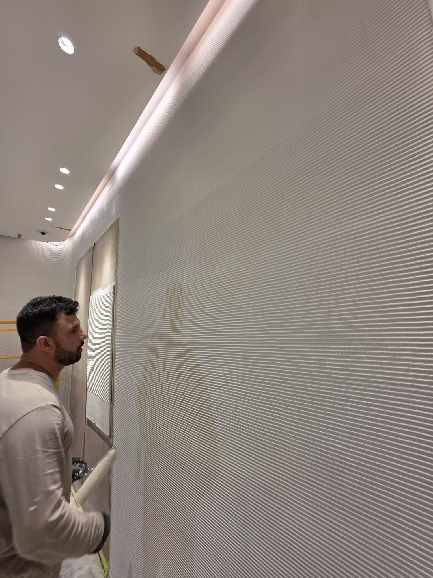 Custom Finish — Luxury Retail Fit-Out — Sydney (photo 2 of 3)